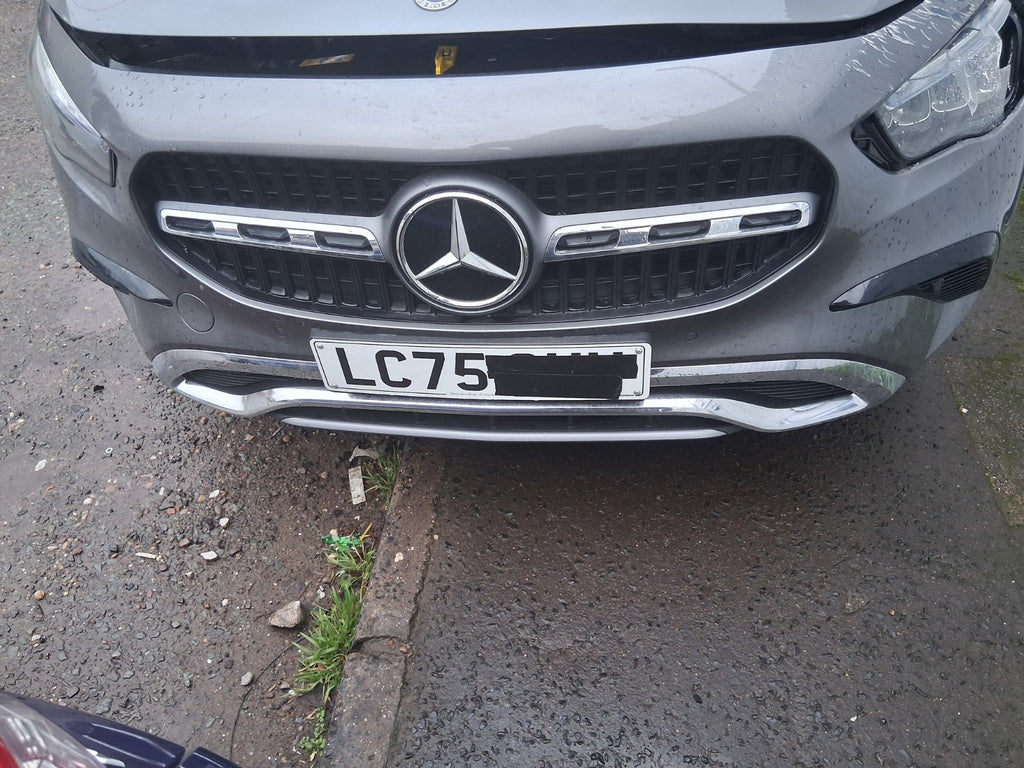 2025 MERCEDES BENZ GLA 180 H247 FACELIFT FRONT BUMPER WITH BADGE GRILLE GREY 787