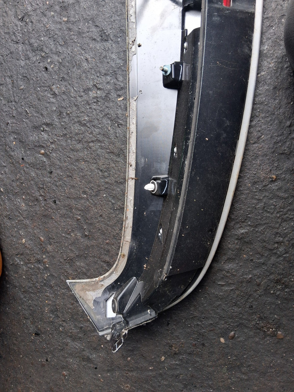 2019 NISSAN MICRA K14 REAR TAILGATE BOOTLID SPOILER 960305FA3A