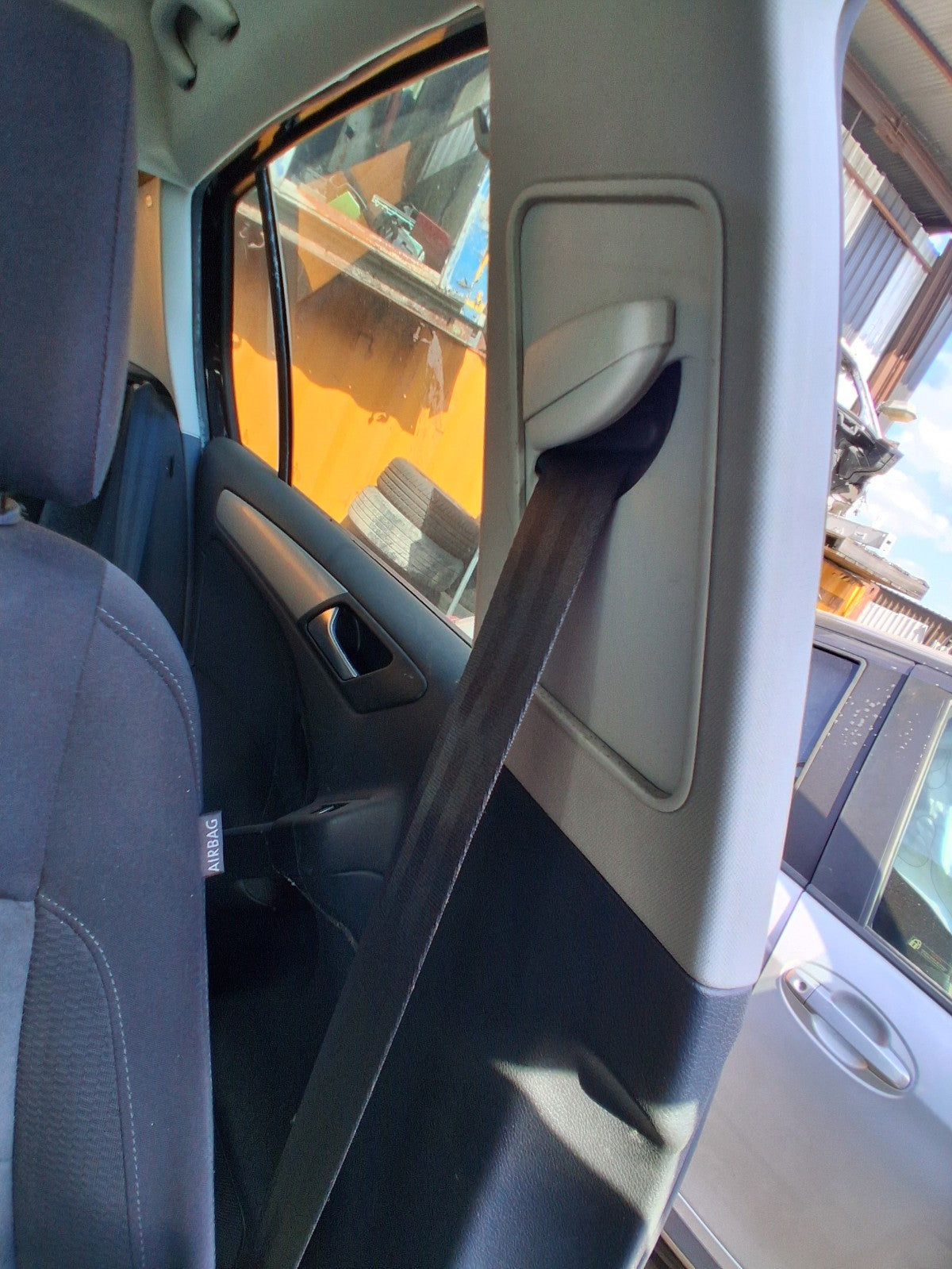2012 VW VOLKSWAGEN GOLF MK6 NSF PASSENGER SIDE FRONT SEAT BELT ASSEMBLY