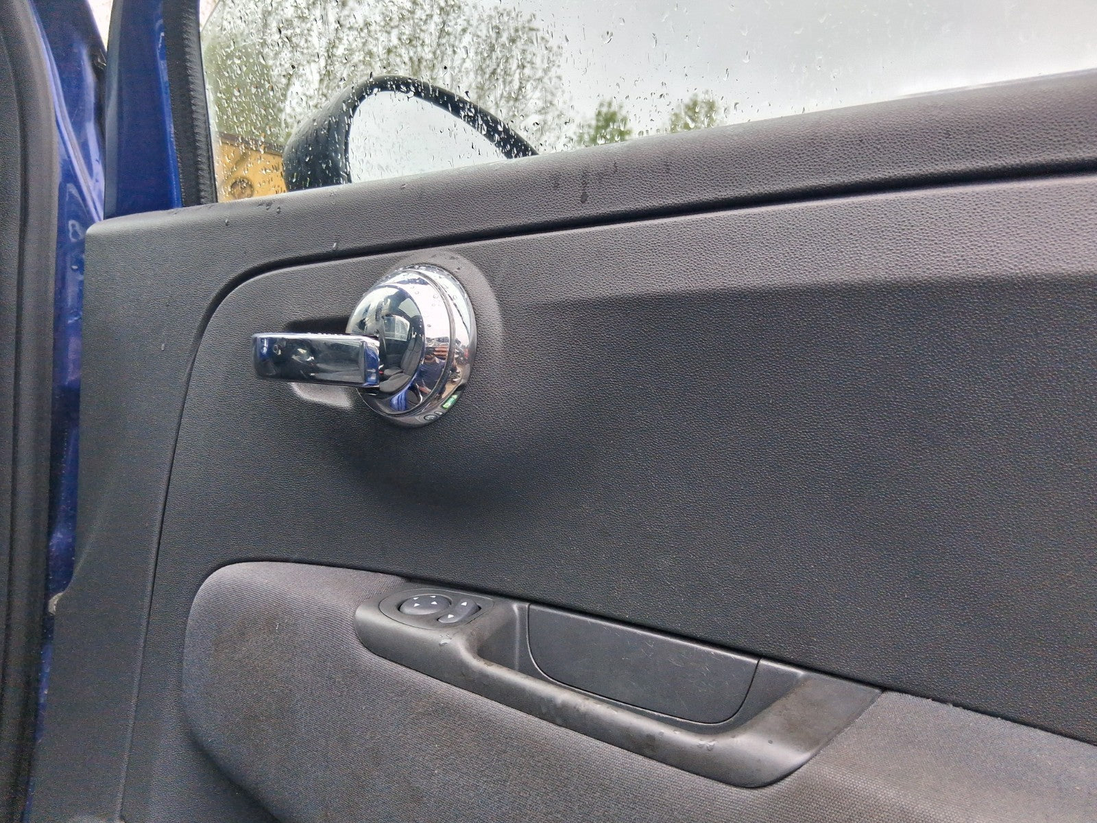 2010 FIAT 500 LOUNGE MK1 OS DRIVER SIDE RIGHT DOOR CARD PANEL