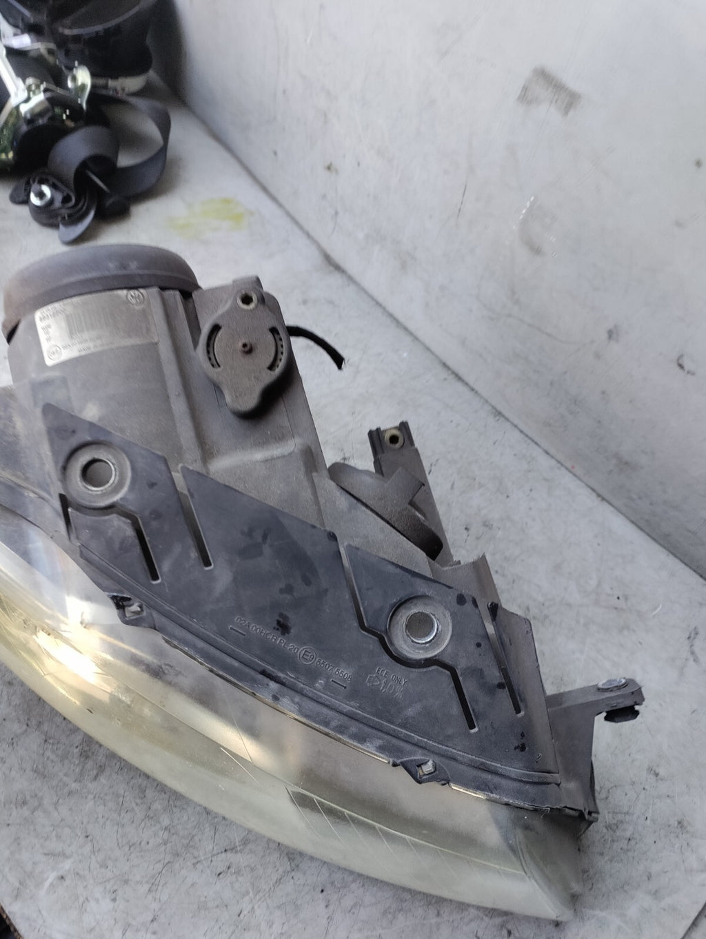 VW VOLKSWAGEN PASSAT B6 OSF DRIVER SIDE FRONT HEADLIGHT HEADLAMP 3C0941006N