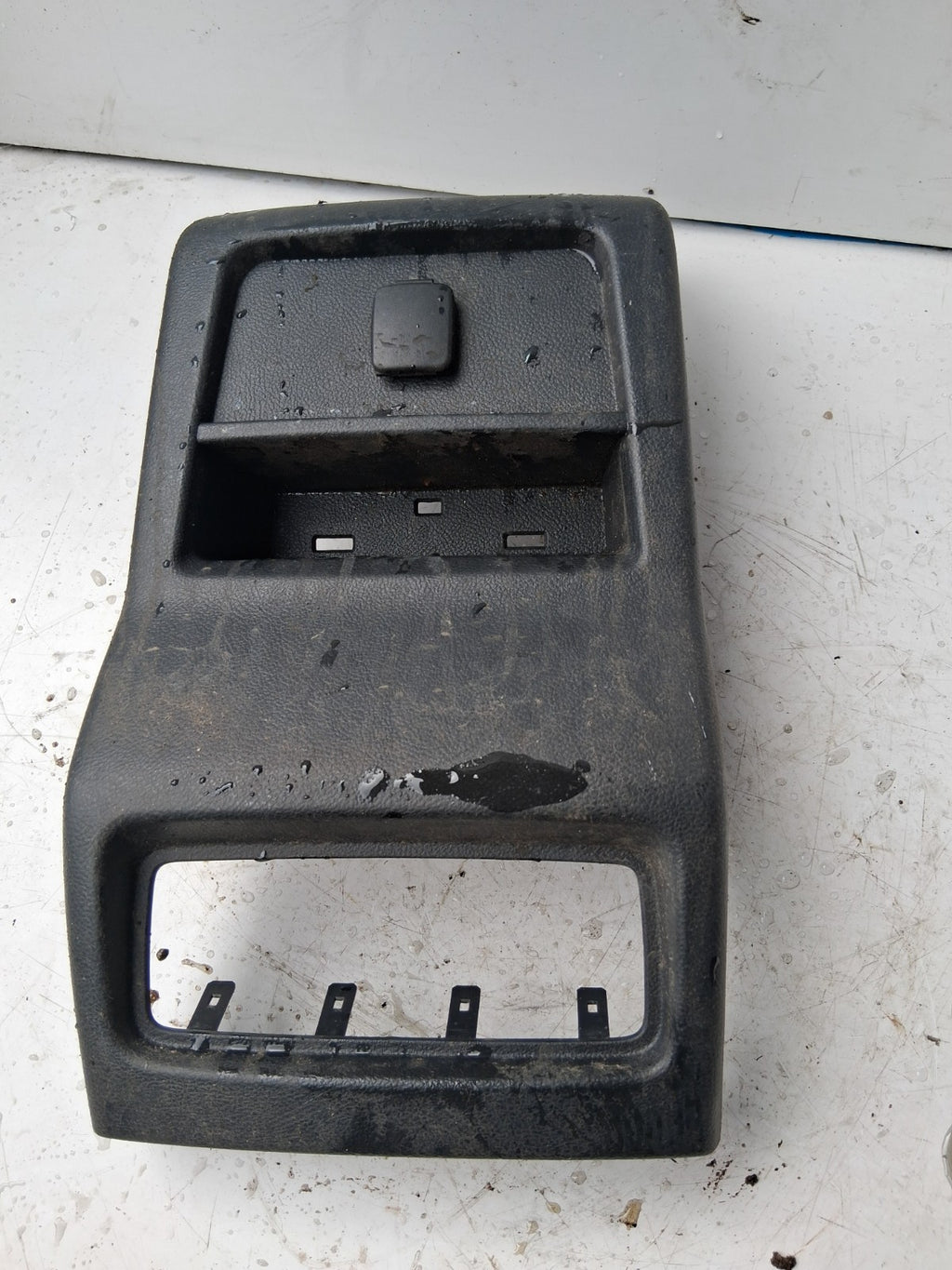 2019 FORD GALAXY MK4 REAR CENTRE CONSOLE INTERIOR TRIM PANEL R045A12