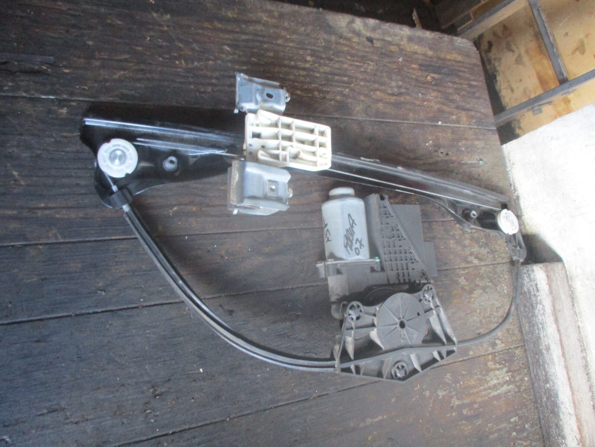 SKODA FABIA MK2 2007 NSF PASSENGER SIDE FRONT WINDOW MOTOR REGULATOR 6Y1959802