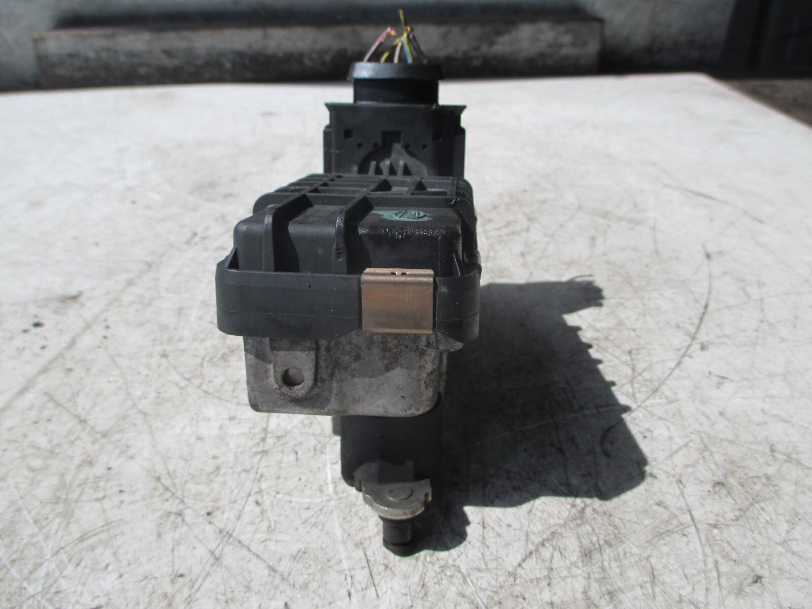 FORD MONDEO MK4 1.8 TURBO ELECTRIC ACTUATOR 6NW009206