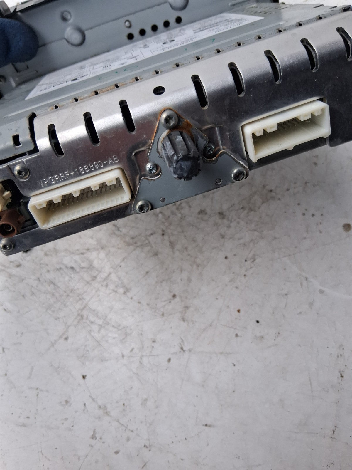 2017 RENAULT CLIO COMPLETE CAR RADIO WITHOUT CODE 281158838R