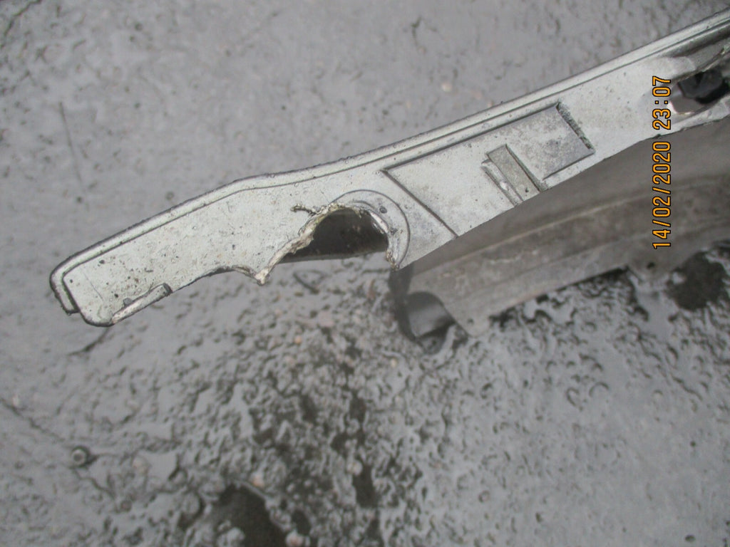 RENAULT LAGUNA MK2 PRE FACELIFT 2004 COMPLETE FRONT BUMPER GREY