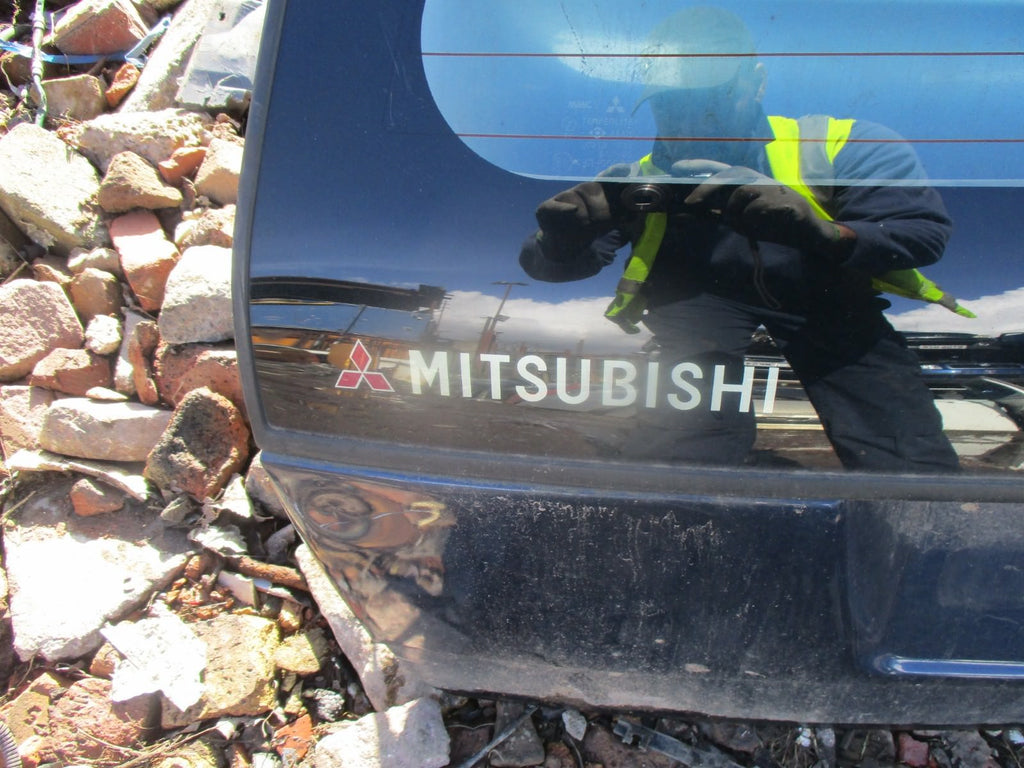 2000 MITSUBISHI LANCER ESTATE BOOTLID BOOT TAILGATE COMPLETE BLUE