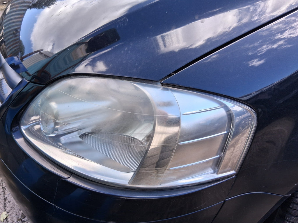 2011 VW VOLKSWAGEN FOX 3 DOOR NSF PASSENGER SIDE FRONT LEFT HEADLIGHT