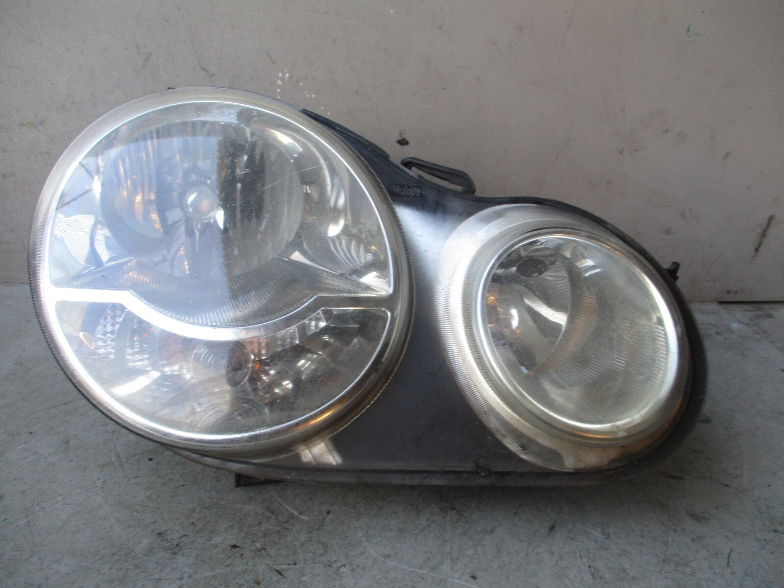 2005 VW VOLKSWAGEN POLO MK4 OSF DRIVER SIDE FRONT HEADLIGHT HEADLAMP 6Q2941008