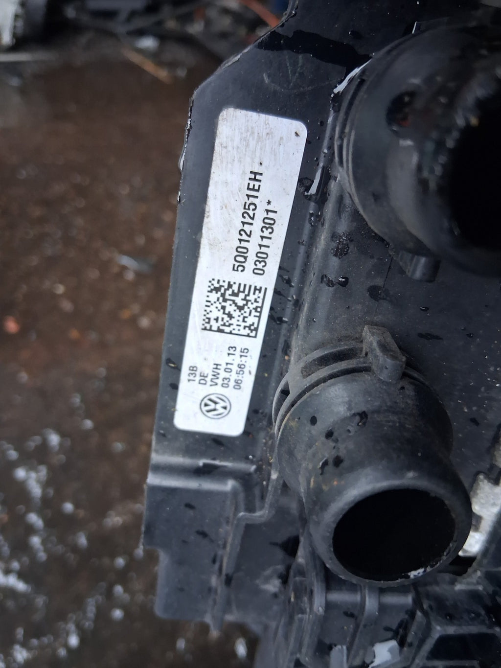 2009 MERCEDES BENZ C CLASS W204 RADIATOR PACK A0995002703