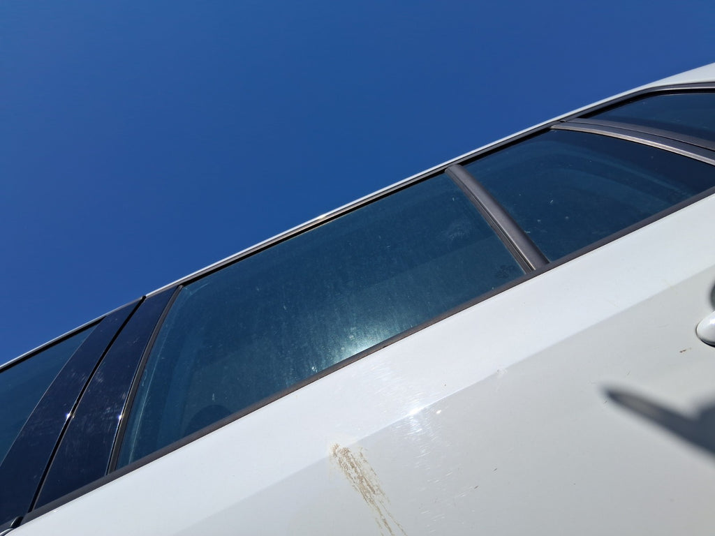 2013 VW VOLKSWAGEN TIGUAN MK1 NSR PASSENGER SIDE REAR MAIN WINDOW GLASS