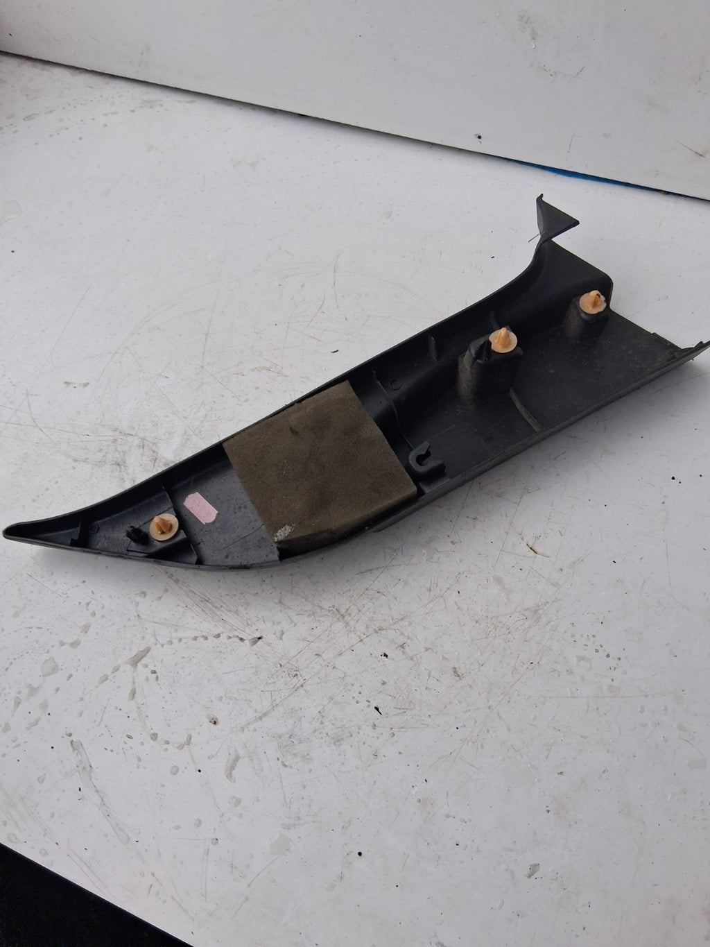 2013 RENAULT CLIO X98 MK4 OSF UPPER LEFT PASSENGER FRONT DOOR TRIM 802930009R