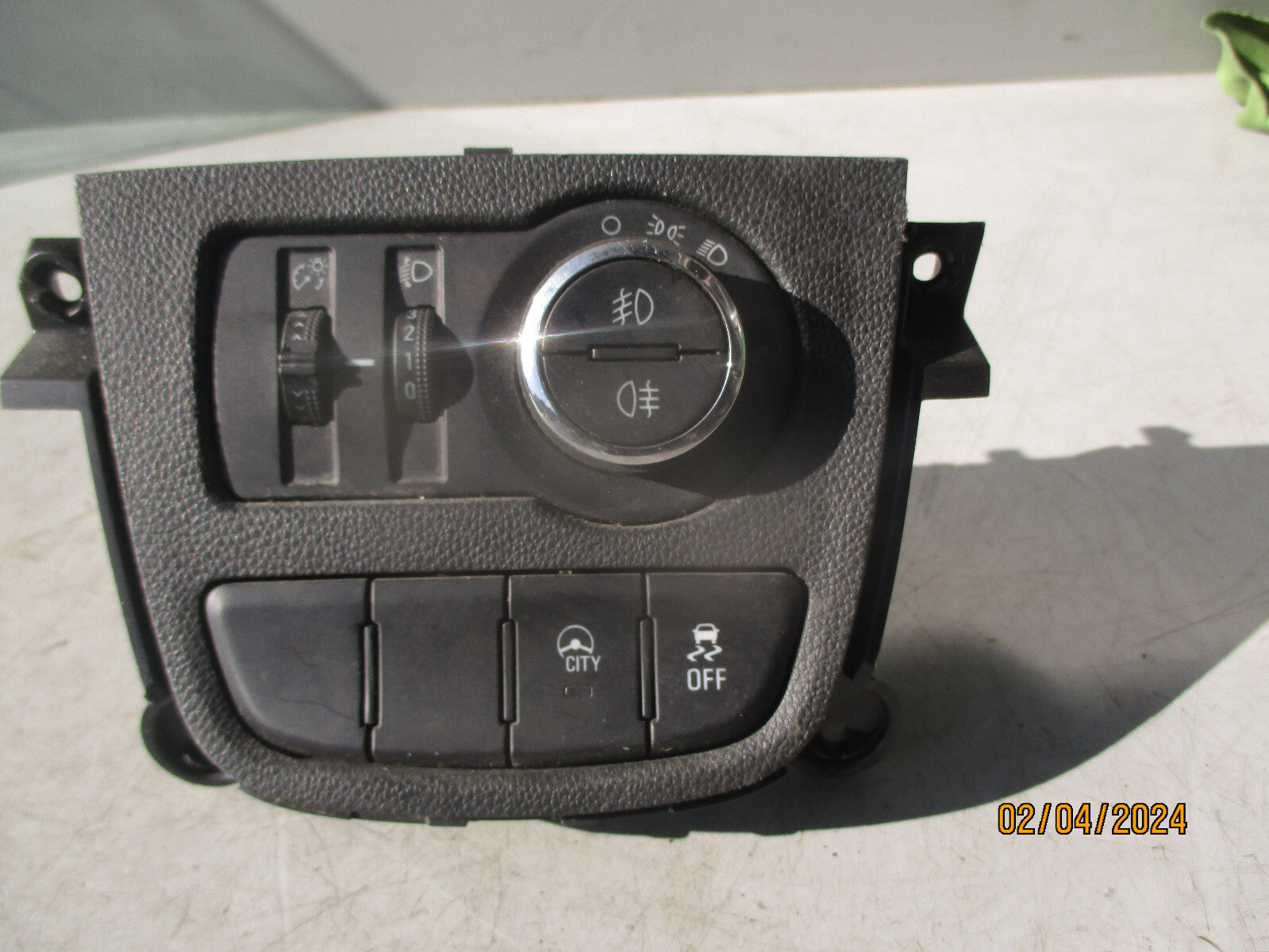 2017 VAUXHALL VIVA HEADLAMP HEADLIGHT & FOG LIGHT SWITCH 95248636