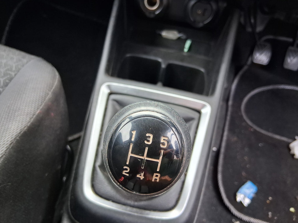 2019 SUZUKI SWIFT MK4 MANUAL GEAR STICK GEAR SHIFTER GEAR LEVER