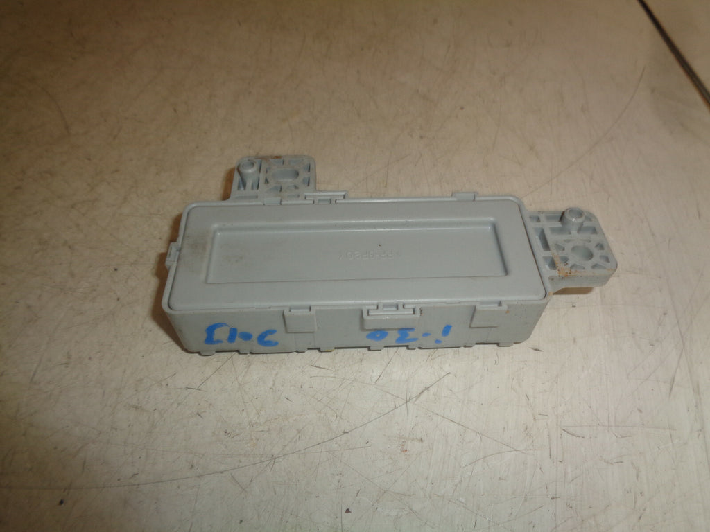 HYUNDAI I30 MK2 2013 FUSE BOX RELAY CONTROL MODULE 91940A6050