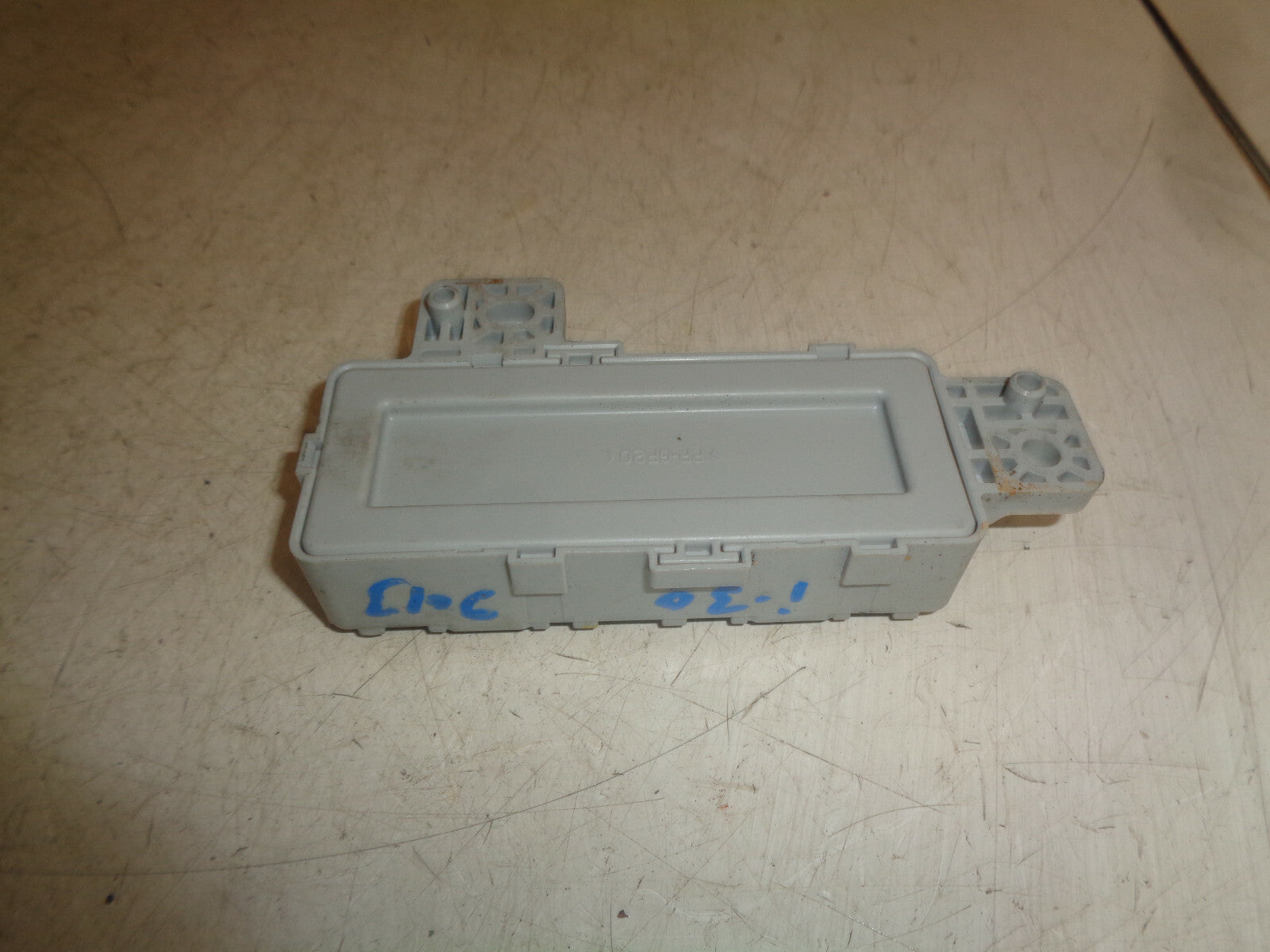 HYUNDAI I30 MK2 2013 FUSE BOX RELAY CONTROL MODULE 91940A6050