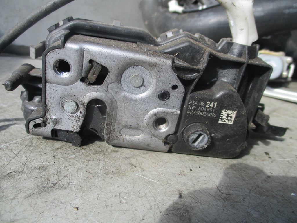 2013 PEUGEOT 5008 OSR REAR DRIVER SIDE DOOR LOCK 006241