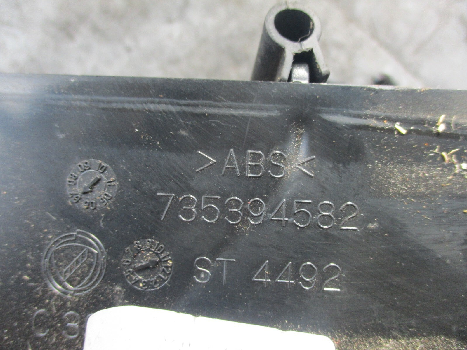FIAT GRANDE PUNTO MK3 CENTRE DASHBOARD AIR VENTS 735394582