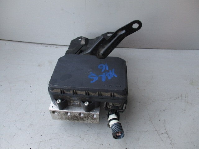 TOYOTA YARIS MK3 2016 1.3 PETROL ABS PUMP MODULE 4454052630