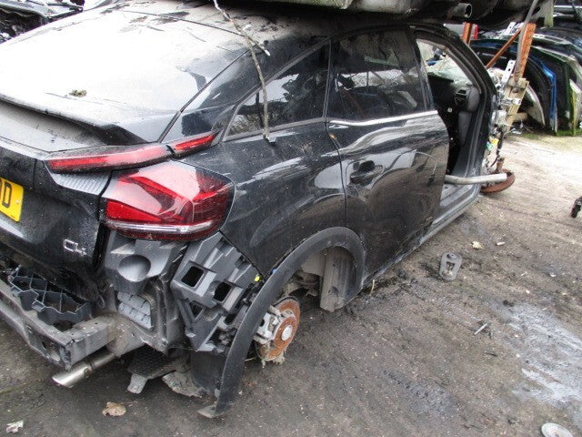 CITROEN C4 MK3 2021 OSR DRIVER SIDE REAR QUARTER PANEL BLACK