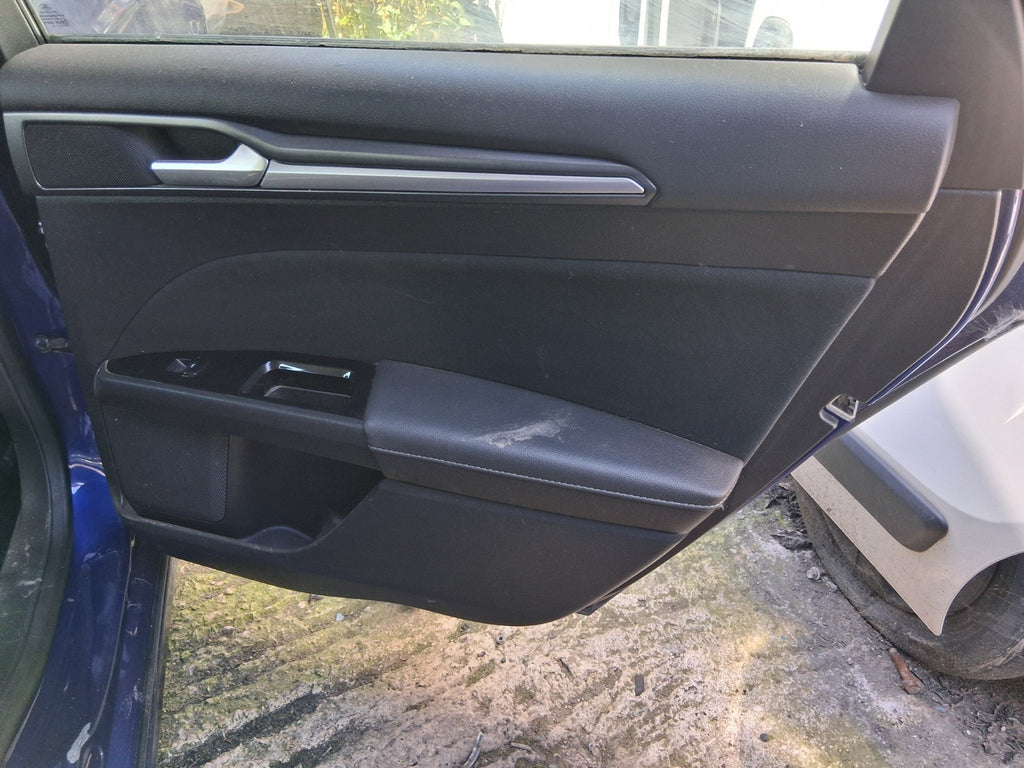 2016 FORD MONDEO MK5 HATCHBACK OSR DRIVER SIDE REAR RIGHT DOOR CARD