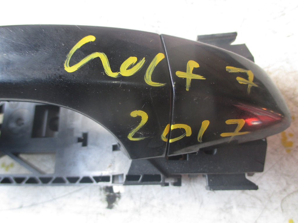 VW VOLKSWAGEN GOLF MK7 2017 OSR DRIVER SIDE REAR DOOR HANDLE 5NO837017E
