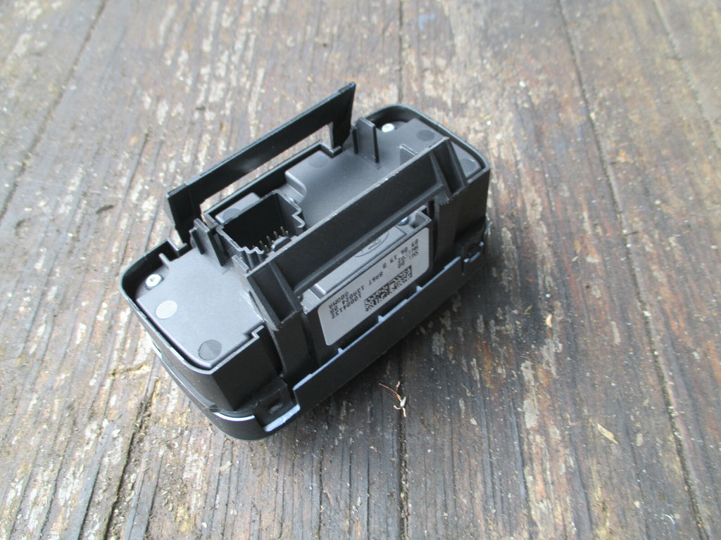 FORD FIESTA 2009 MK7 HEADLIGHT LAMP + FOG LIGHT SWITCH 8A6T13A024BB