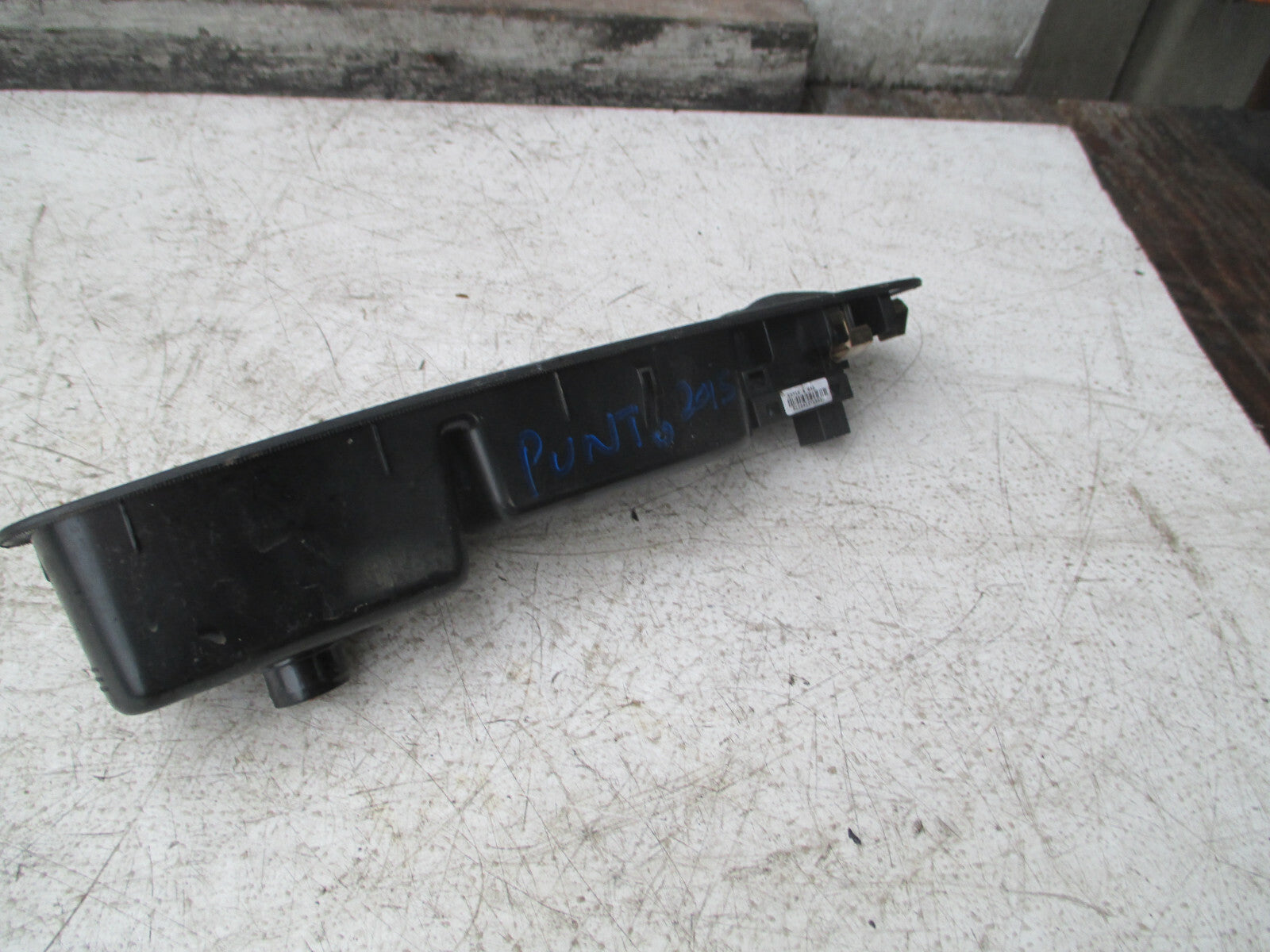 FIAT PUNTO 2015 EVO MK3 3 DOOR NSF PASSENGER DOOR WINDOW SWITCH