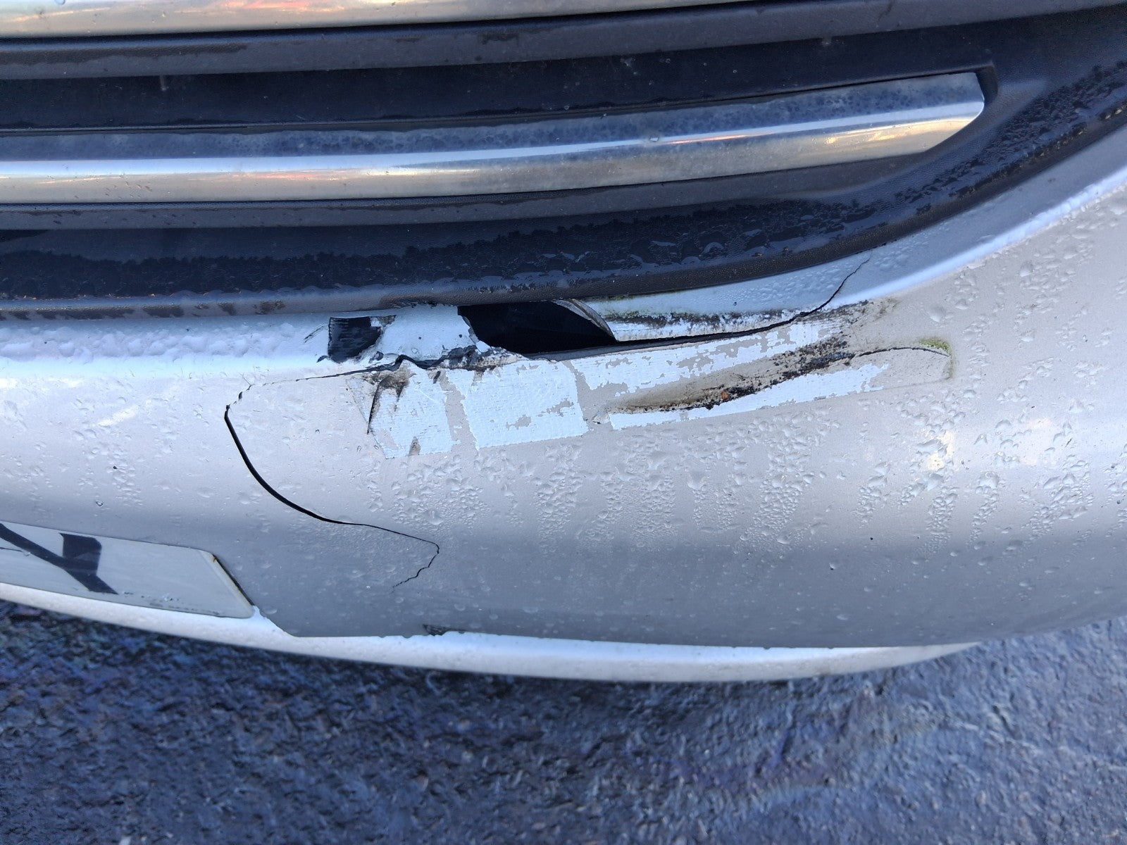 2017 VAUXHALL VIVARO MK2 COMPLETE FRONT BUMPER PLATINUM SILVER L193