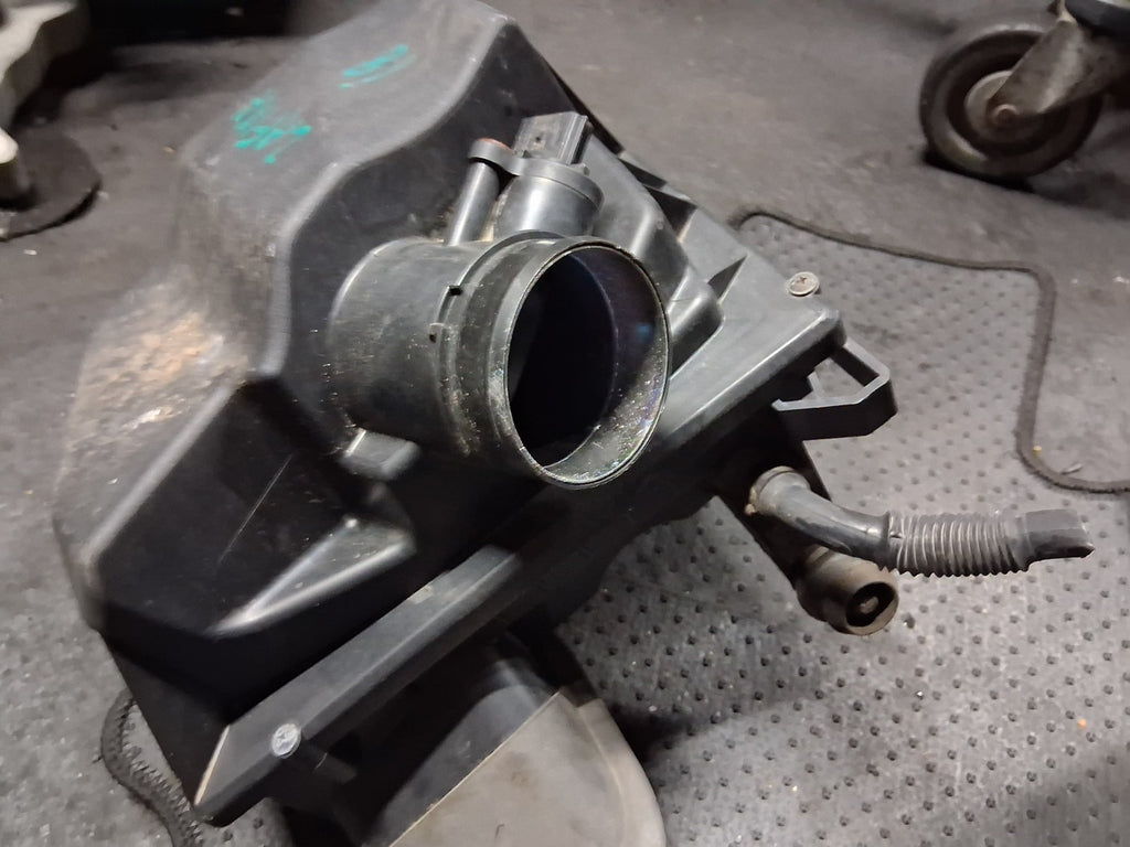 2018 VAUXHALL ZAFIRA C AIR FILTER BOX HOUSING BOX