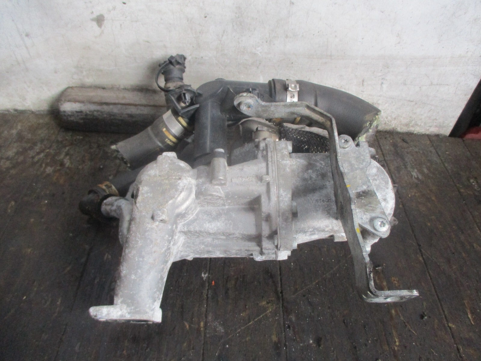 FORD ECOSPORT 2016 1.6 TDCI DIESEL EGR VALVE & COOLER 9802194080
