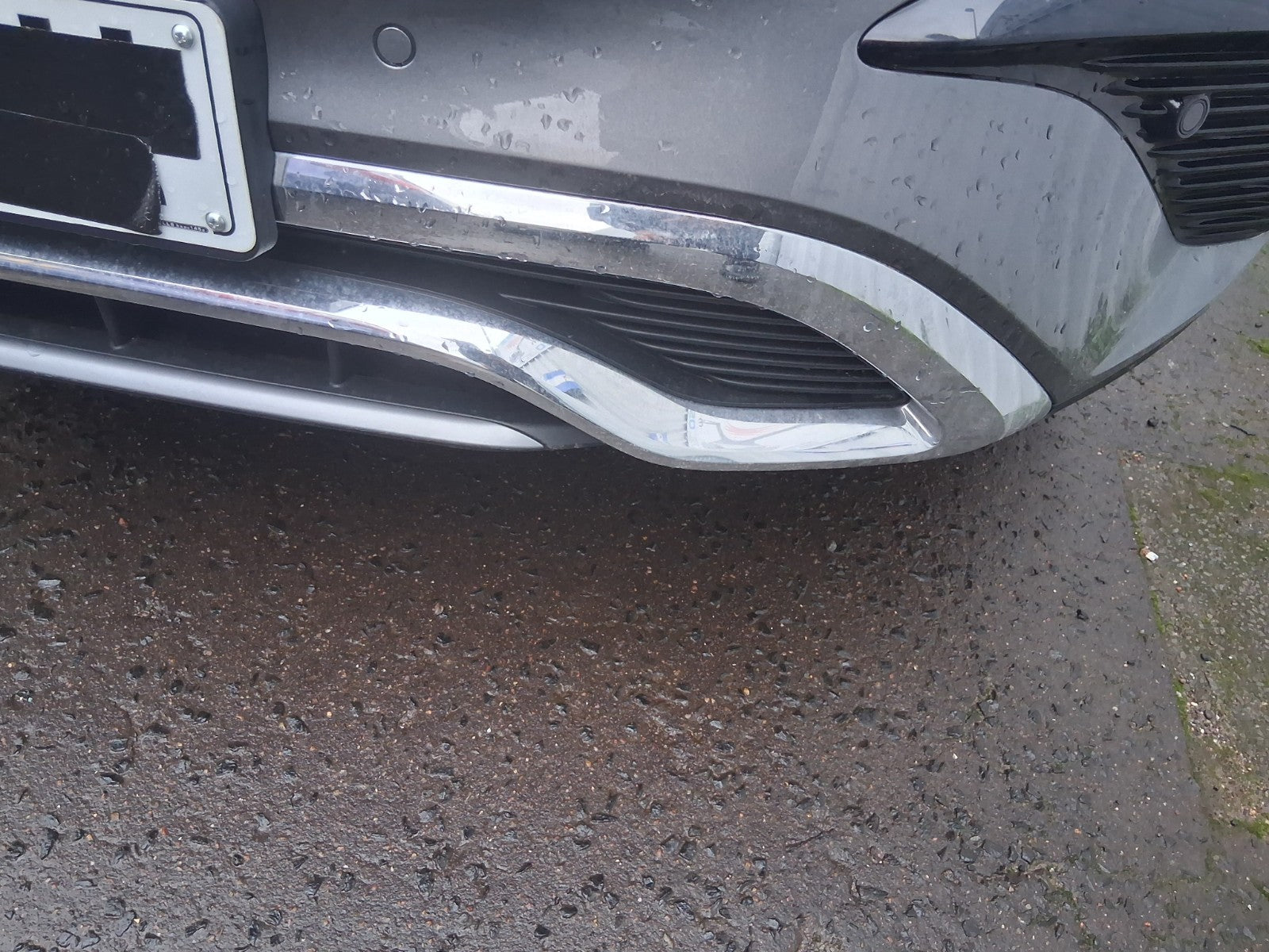 2025 MERCEDES BENZ GLA 180 H247 FACELIFT FRONT BUMPER WITH BADGE GRILLE GREY 787