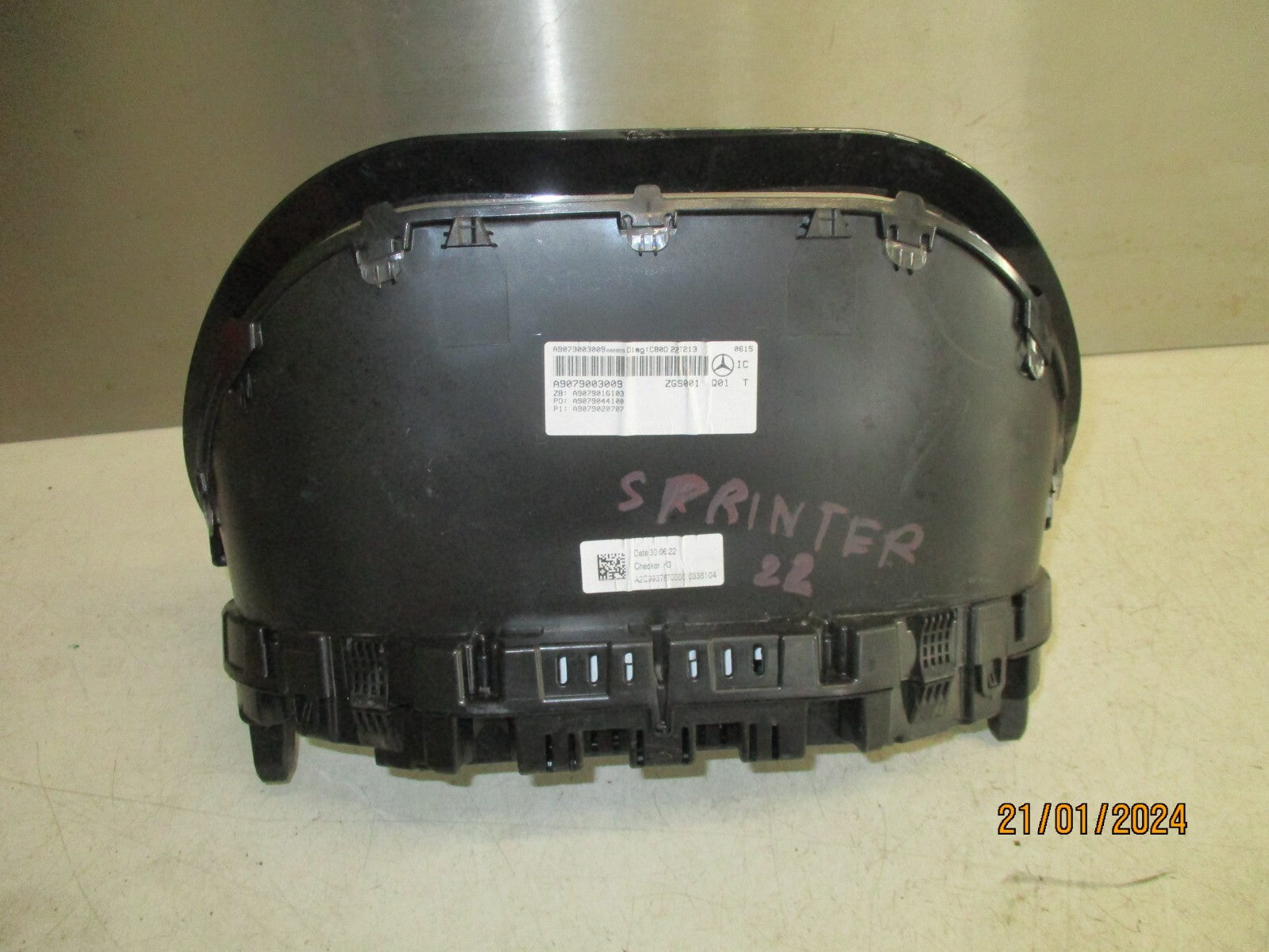 MERCEDES BENZ SPRINTER W907 2023 SPEEDOMETER INSTRUMENT CLUSTER A9079003009
