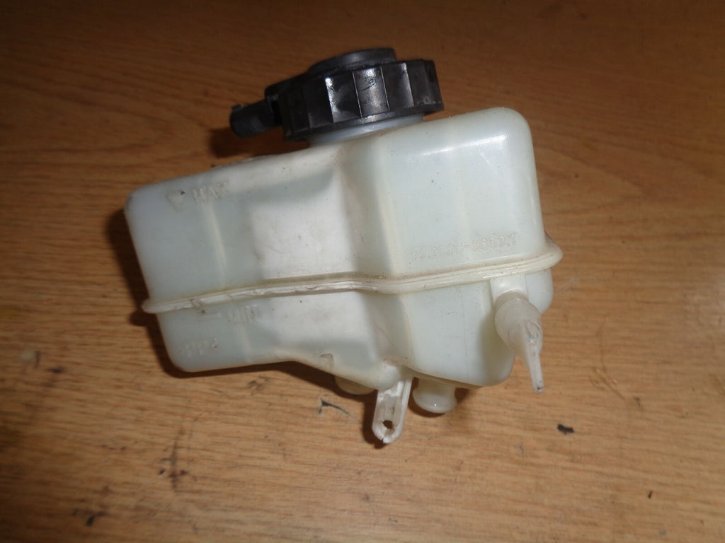 BMW 1 SERIES E87 BRAKE MASTER CYLINDER FLUID RESERVOIR TANK
