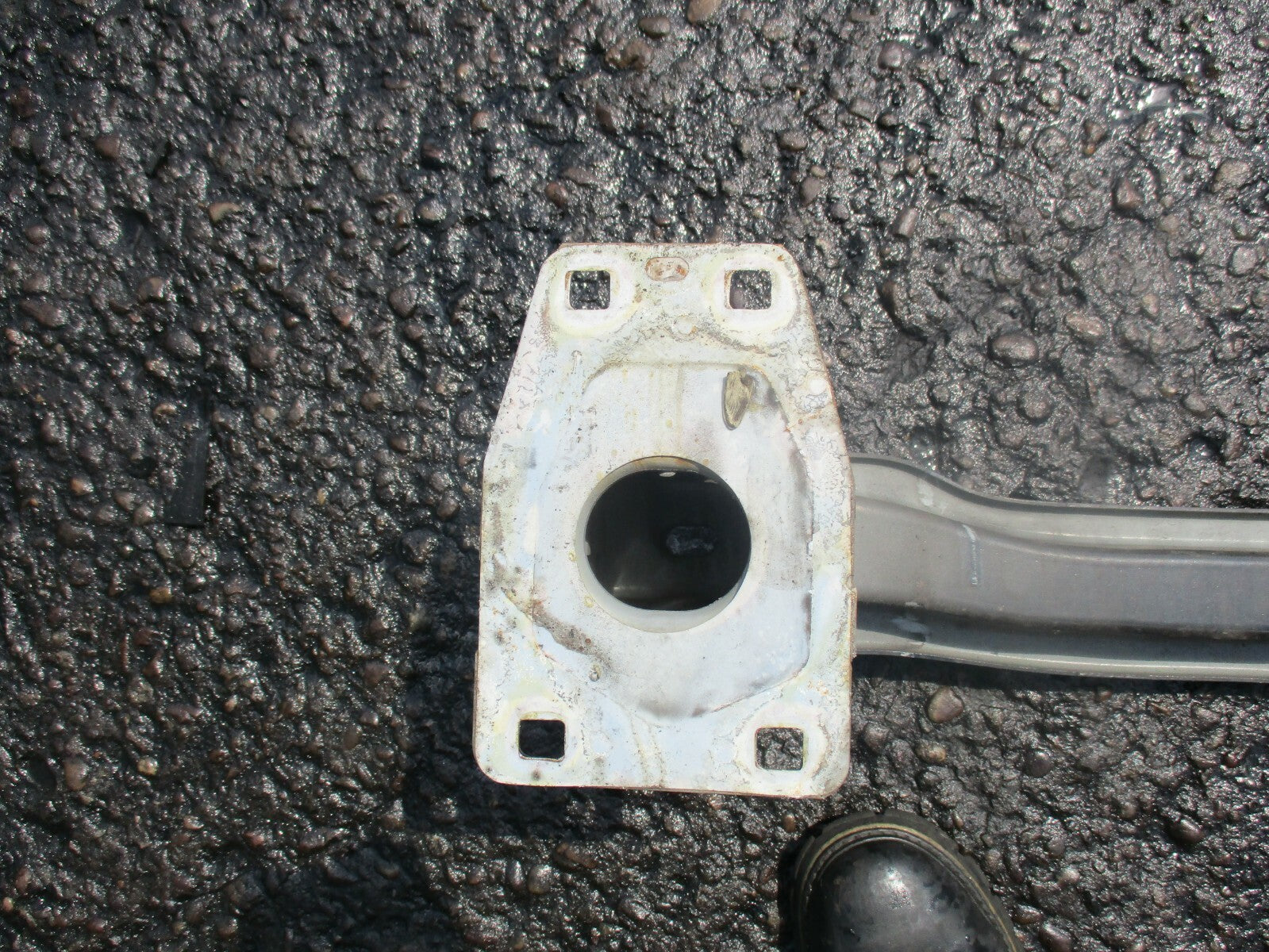 LAND ROVER DISCOVERY SPORT L550 REAR BUMPER REINFORCEMENT CRASH BAR
