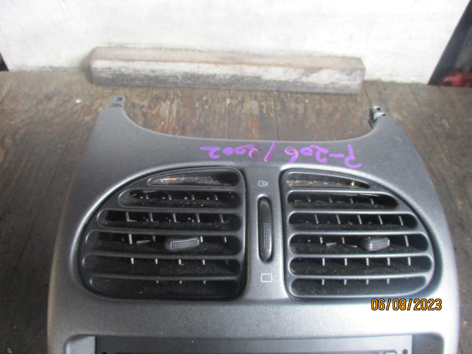 PEUGEOT 206 2002 STEREO RADIO PLAYER & AIR VENT 964514597700