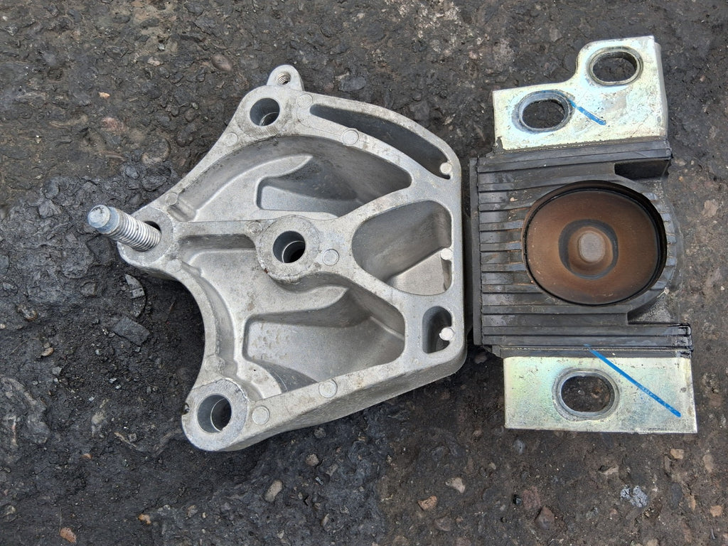2024 FIAT DUCATO MK3 FACELIFT 2.2 DIESEL TRANSMISSION BRACKET 00468576050