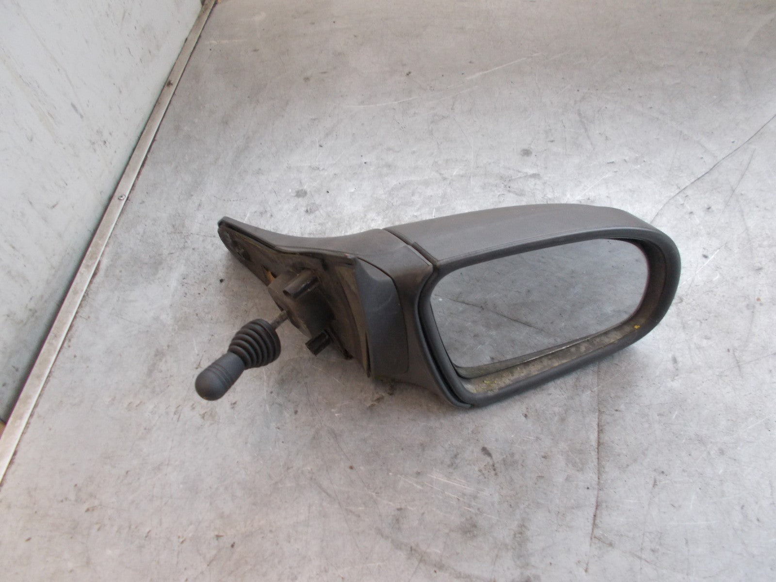 VAUXHALL CORSA B OS DRIVER SIDE MANUAL WING MIRROR BLACK