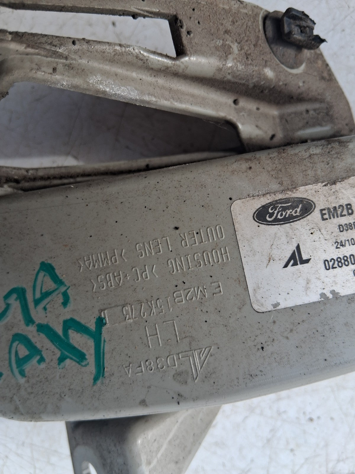 2019 FORD GALAXY MK4 NSR NEAR LEFT PASSENGER SIDE REAR FOG LIGHT EM2B15K273BB