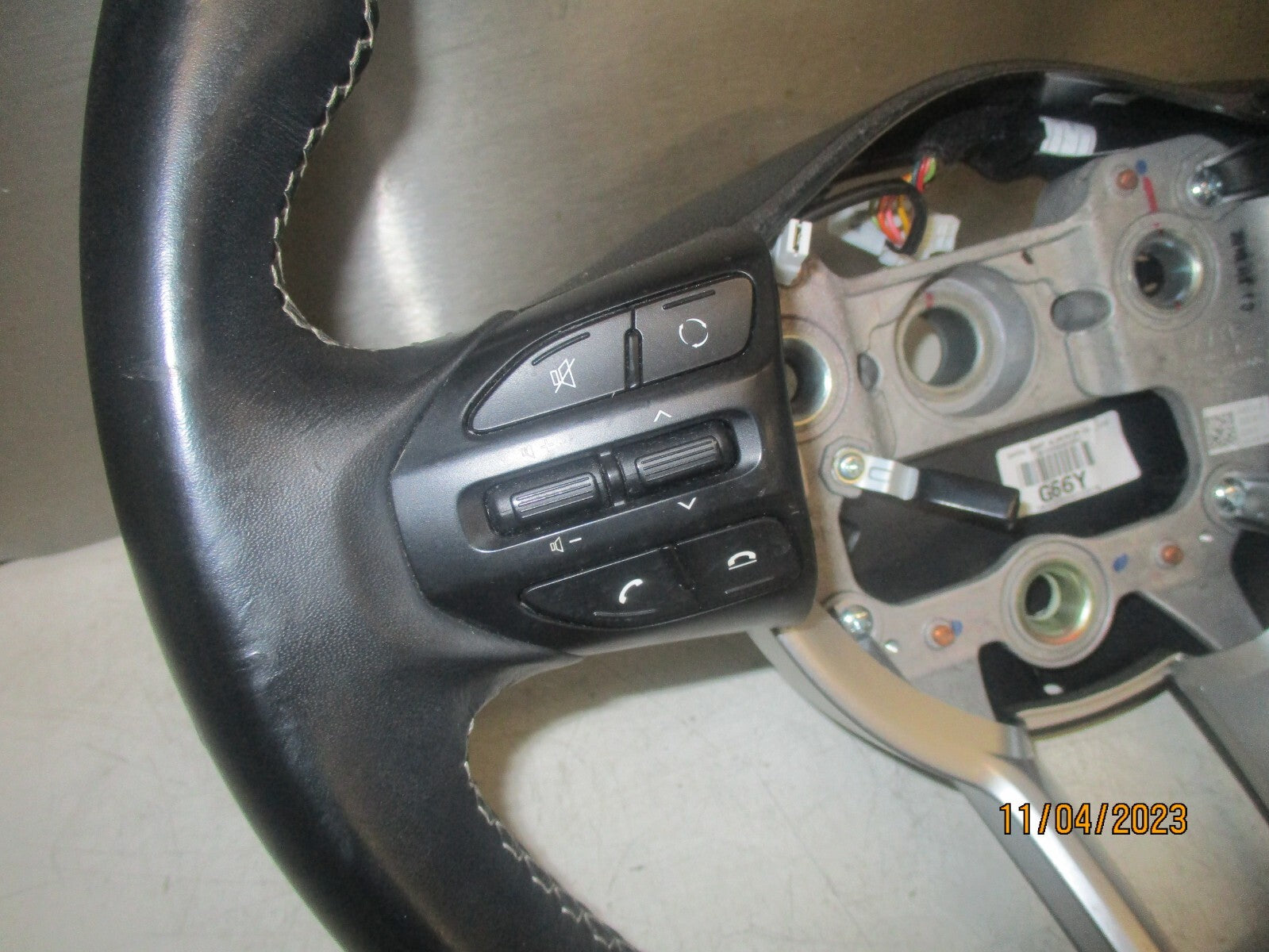 KIA PICANTO MK3 2018 3 SPOKE MULTIFUNCTION STEERING WHEEL