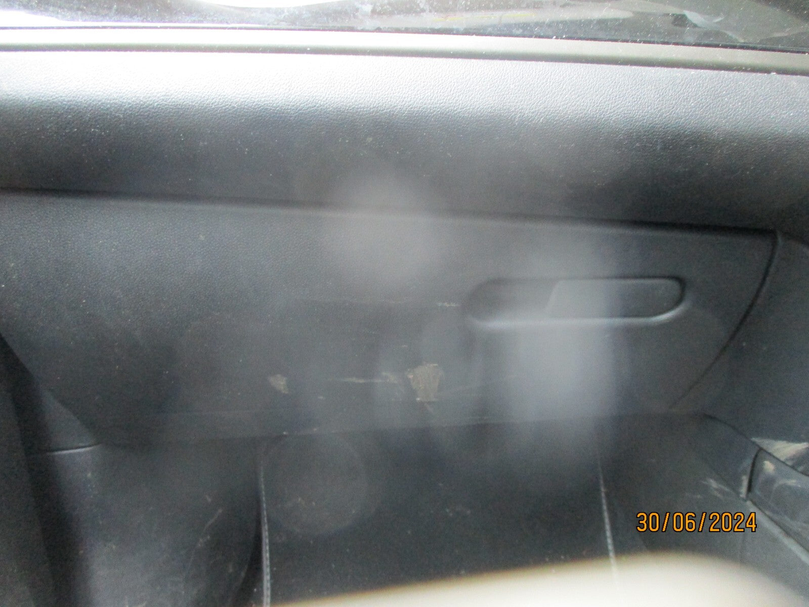 BMW MINI COUNTRYMAN F60 2021 NS PASSENGER SIDE STORAGE COMPARTMENT GLOVEBOX