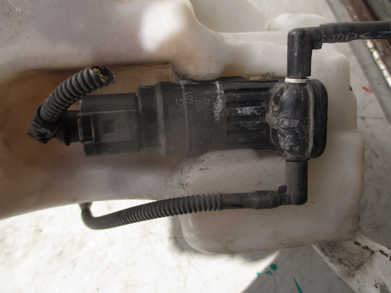 2002 SEAT IBIZA 6L MK3 WINDSCREEN WASHER BOTTLE & PUMP 1J0955453N