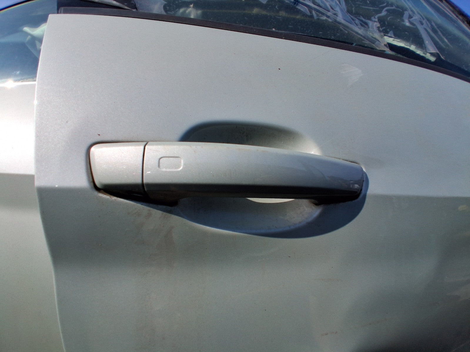 2023 AUDI A1 GB MK2 HATCH OSF DRIVER SIDE FRONT DOOR HANDLE DEW SILVER MET LX7E
