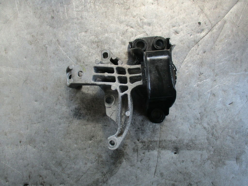 NISSAN QASHQAI J11 (MK2) NS PASSENGER SIDE ENGINE MOUNT PANEL