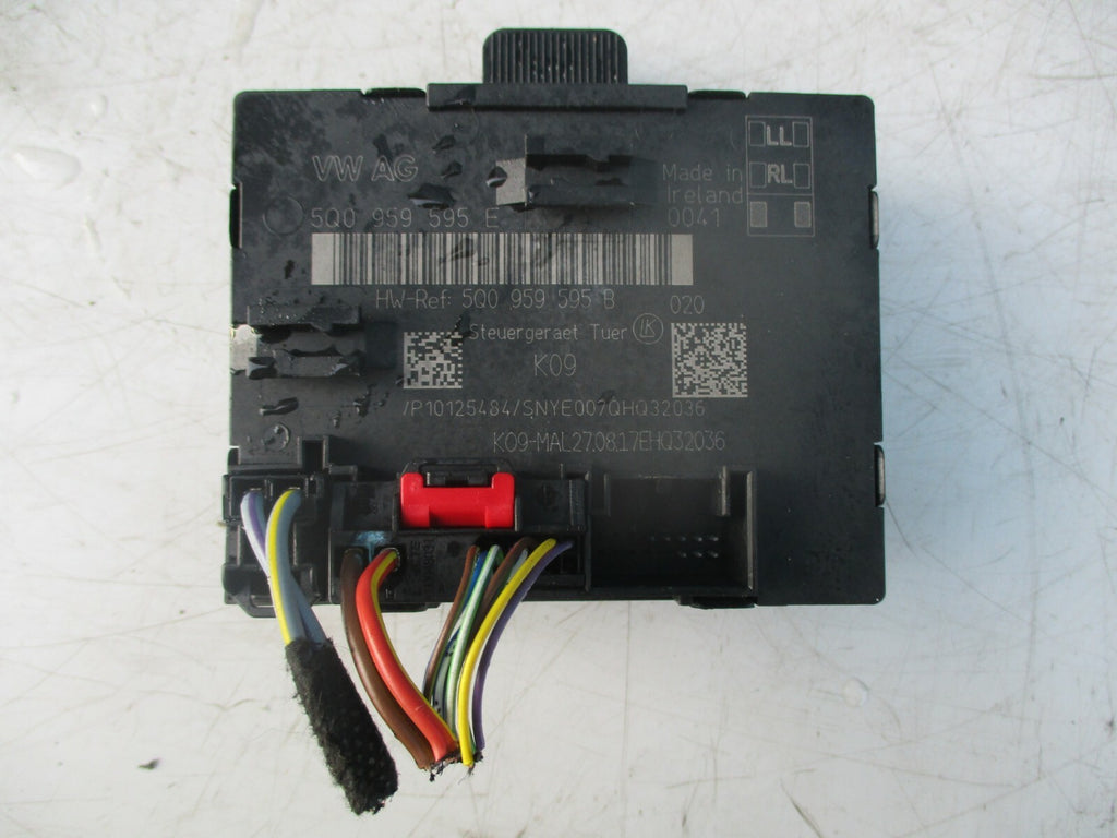 AUDI A3 8V S LINE 2017 NSR PASSENGER SIDE REAR DOOR CONTROL MODULE 5Q0959595E