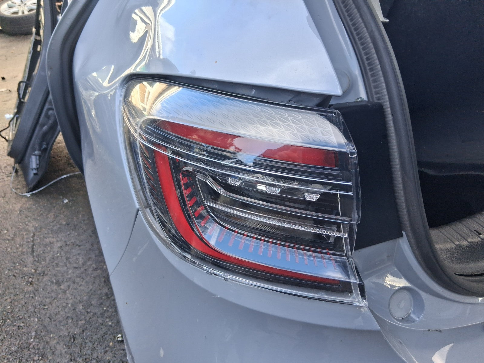 2024 RENAULT CLIO FACELIFT MK5 NSR PASSENGER SIDE REAR LEFT OUTER TAIL LIGHT