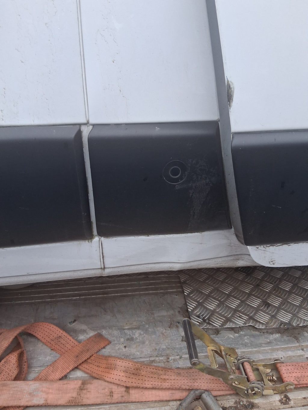 2025 FIAT DUCATO MK3 HIGH ROOF OSF DRIVER SIDE FRONT RIGHT TRIM PANEL MOULDING