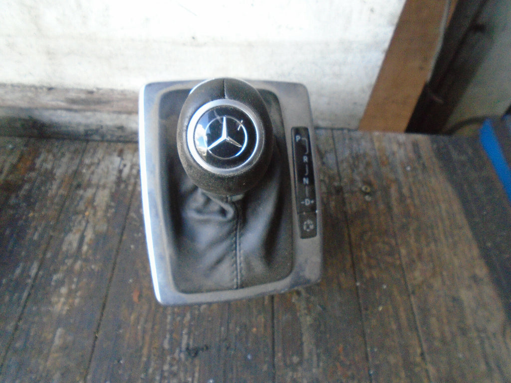 MERCEDES BENZ E CLASS W212 2010 AUTOMATIC GEARSTICK LEVER SELECTOR