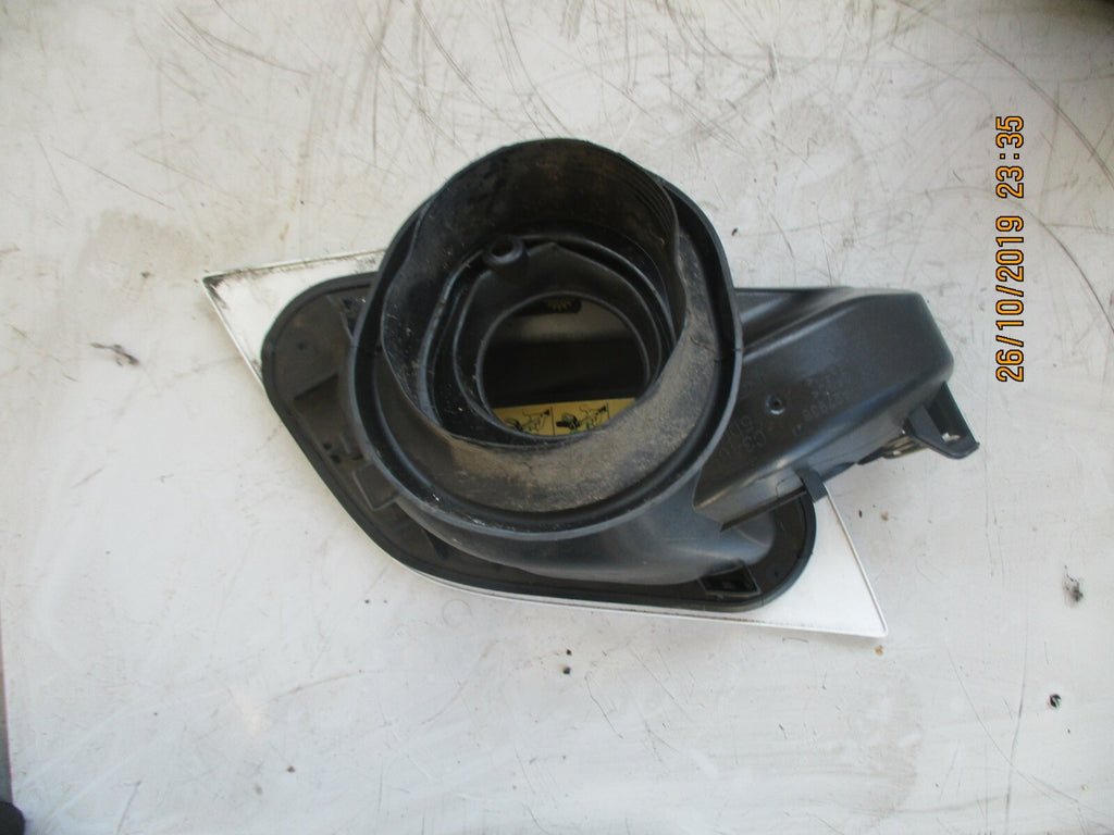 FORD FOCUS MK3 PETROL FUEL FILLER CAP COVER WHITE AU519A095AB