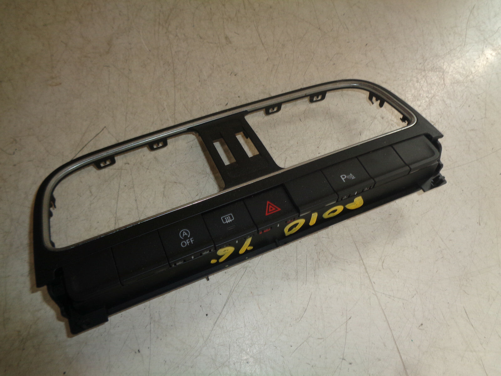 VW VOLKSWAGEN POLO 6R 2016 DOOR WARNING HAZARD SWITCH